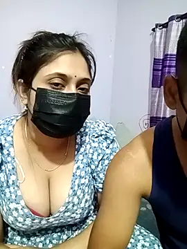 kiara_sunyn Webbikameraesitys