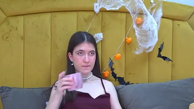 AprilWulkings' Live XXX Chat