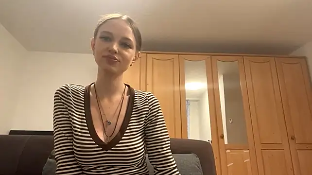 BeautiAlina666 Live XXX-chat