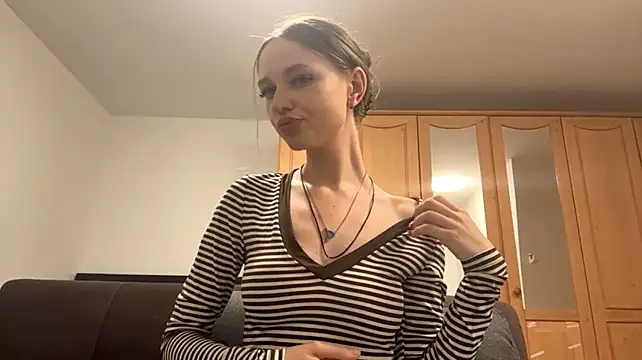 Show modela BeautiAlina666 na web-kameri
