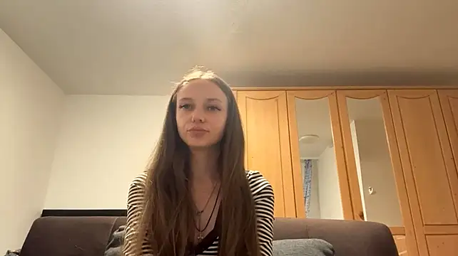 BeautiAlina666 webcam show
