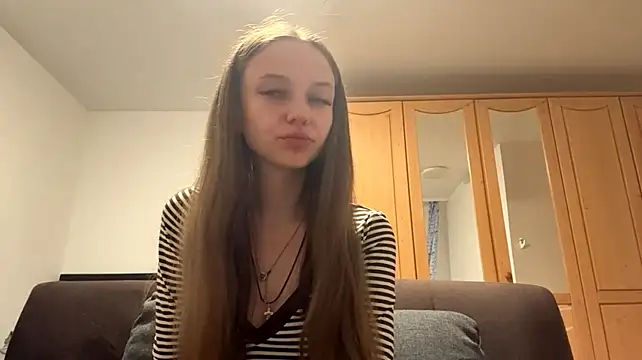 BeautiAlina666 Chat XXX in diretta