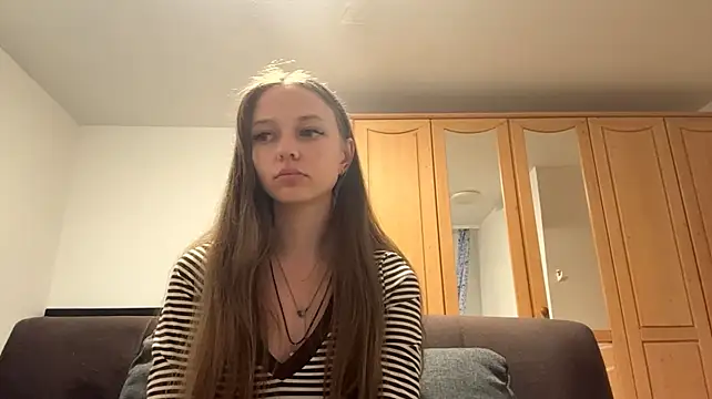 BeautiAlina666 webcam show