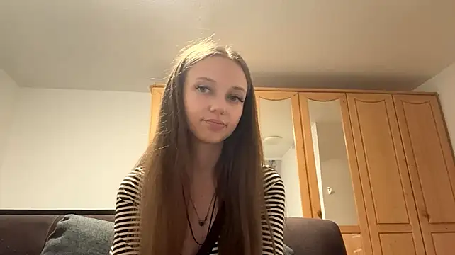 BeautiAlina666 Chat XXX in diretta