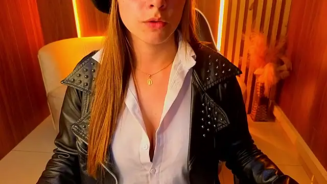 Aratna_Blonde_Tx Webcamshow