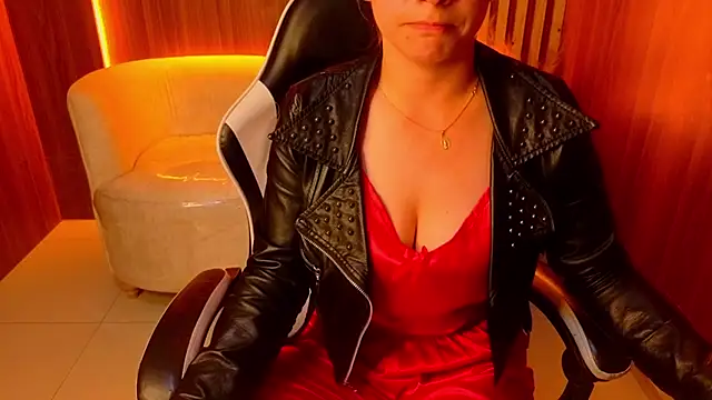 Show de Aratna_Blonde_Tx na webcam