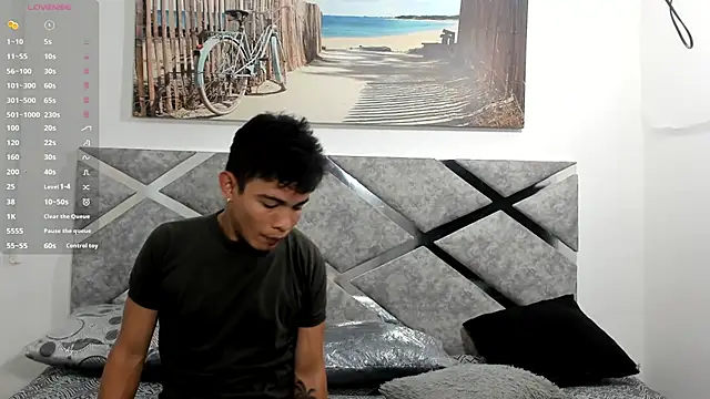 vaiolethx_'s Webcam Show