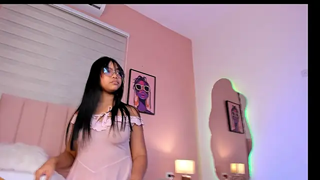 allie_missn Webbikameraesitys