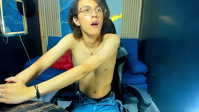 Show modela Jav_Frank na web-kameri