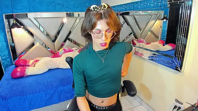 Jav_Frank: διαδικτυακό σόου στην κάμερα