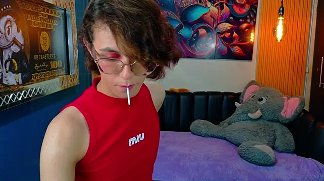Pokazy przed kamerką – Jav_Frank