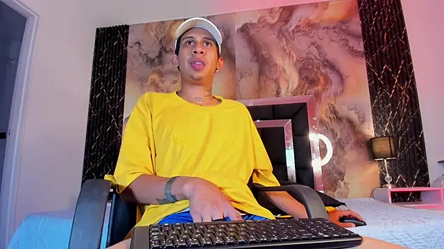 skyline_ryan Webcam Show