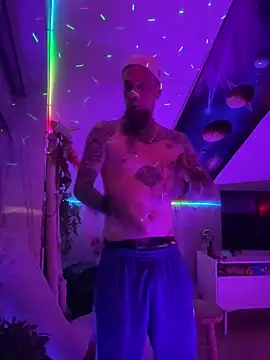 HotBicontent Webcamshow