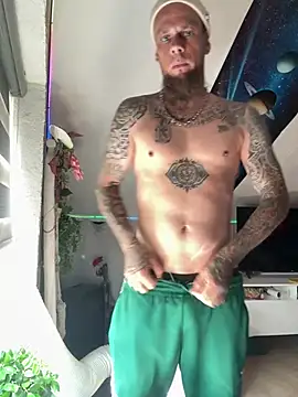 Show de HotBicontent na webcam