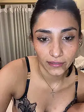 IsabellaGonzalez's Webcam Show