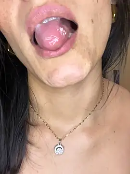 แชท XXX สดของ IsabellaGonzalez