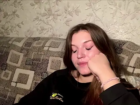 הופעת וובקאם של Dellya_Cute