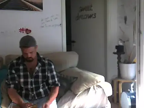 B-A-M-B-I webcam show