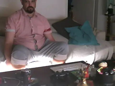 B-A-M-B-I – webcam-show