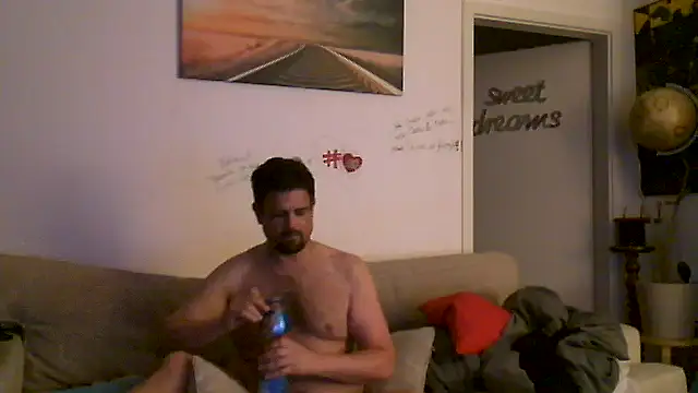 B-A-M-B-I Webcam Show