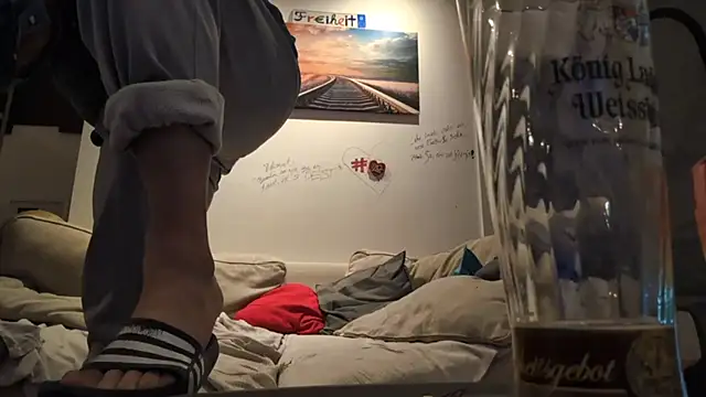 Czat XXX na żywo – B-A-M-B-I