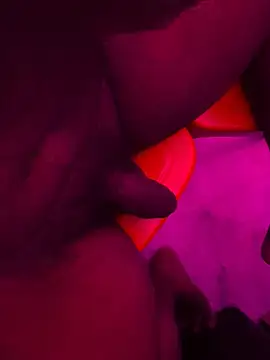 parsonal_play_boy: διαδικτυακό σόου στην κάμερα