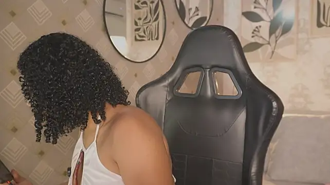 دردشة ImaraBrown الجنسية المباشرة