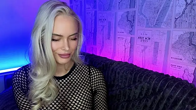 Show modela AmeliaXhot na web-kameri
