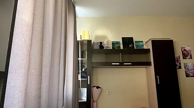 عرض كام plumwisp