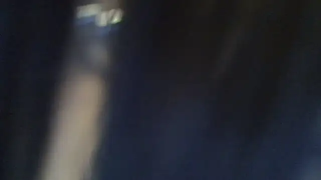 Show modela niveahssein na web-kameri