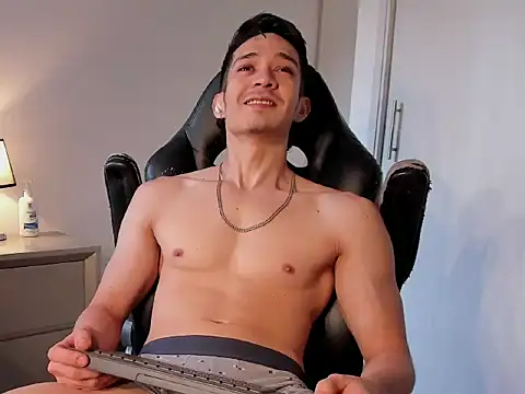 AngeloHunt Webcam Show