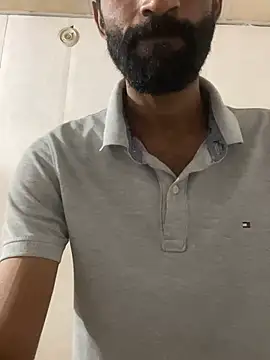 Yo_BlackBeard Show in webcam