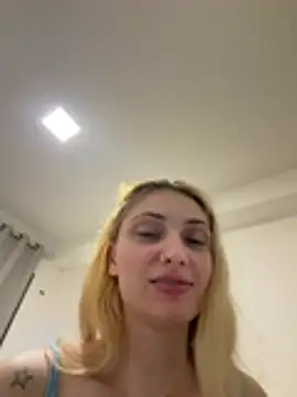 Larissa516's Live XXX Chat