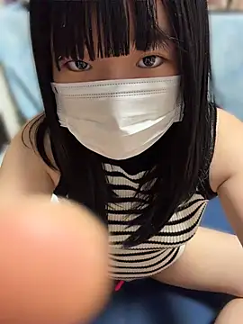 sakura_pom0121's Live XXX Chat
