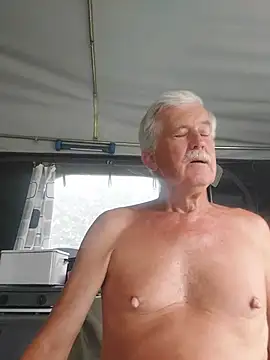 slave4men webkamerás műsora