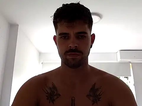 Benistripp's Webcam Show