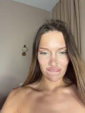Show modela Molly_Miles na web-kameri