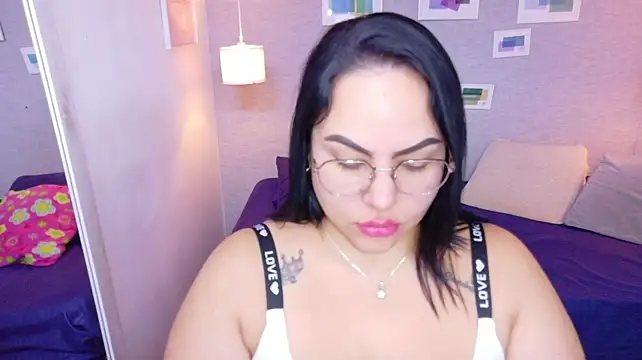 Curvy_sexyvalen – webcam-show