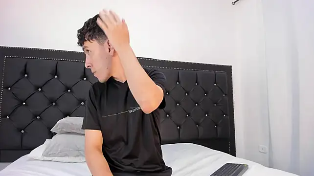 MaxLeons – webcam-show