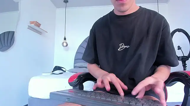 MaxLeons' Webcam Show