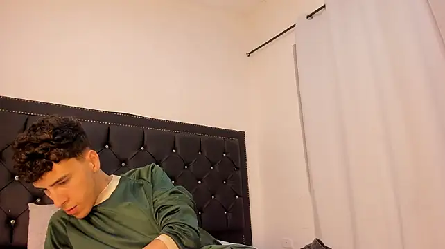 عرض كام MaxLeons