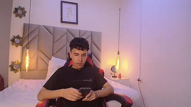 MaxLeons Pertunjukan Webcam