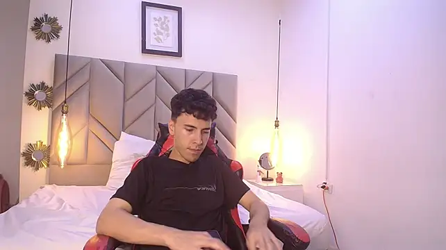 MaxLeons – webcam-show