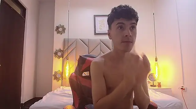 MaxLeons 网络视讯表演
