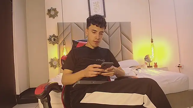 MaxLeons Adlı Modelin Web Kamerası Şovu