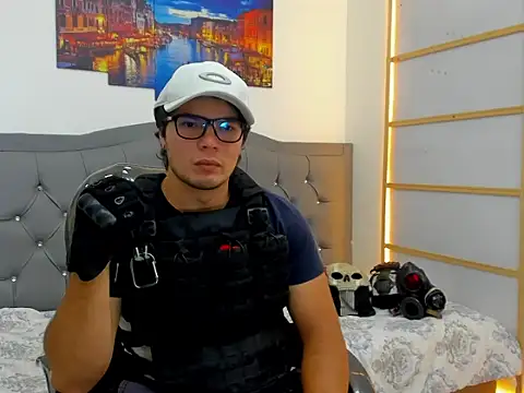 Milo_scorpion Webbikameraesitys