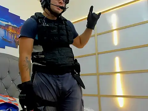 Milo_scorpio's Webcam Show