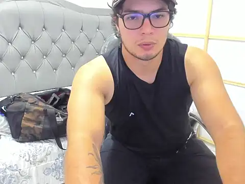 Milo_scorpio Adlı Modelin Web Kamerası Şovu