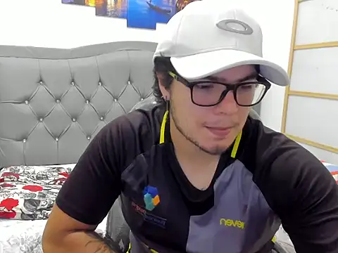 Milo_scorpio Pertunjukan Webcam