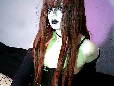 Show modela KinkyQuel na web-kameri